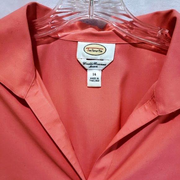 Talbots NWOT Pale Peach Long Sleeve Button Down Blouse Spread Collar - Picture 3 of 9